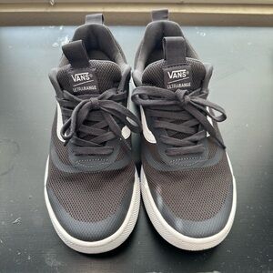 Vans ultrarange rapidweld dark charcoal grey men's 7.5/women's 9